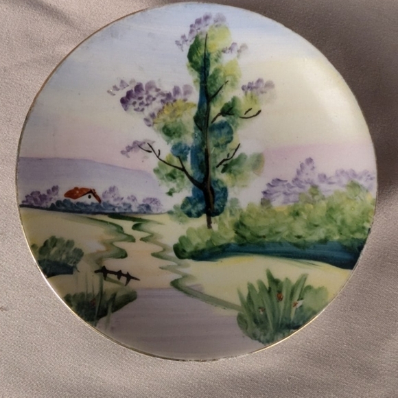 Ucagco miniature plates made in Japan and hand painted, set of 5, approx 4" wide - Picture 12 of 13